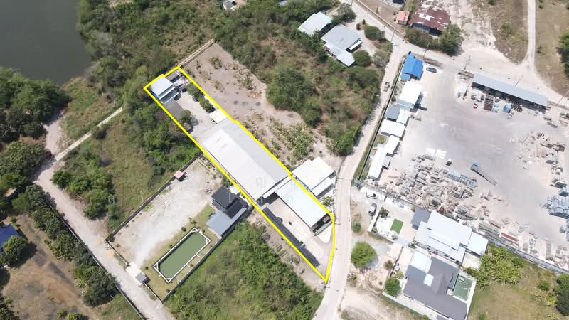 Ban Bueng - Klaeng Highway, entrance to the soi (lane), Burapha Mountain Project sign, Nong Ri Subdi, Chon Buri (Pattaya), Ban Bung, Ban Bung, Chon Buri (Pattaya), , 940 sqm, Warehouse/Factory For Sale, by Parinthida Sawuddisopakaykul, 500224890 - DDproperty.com