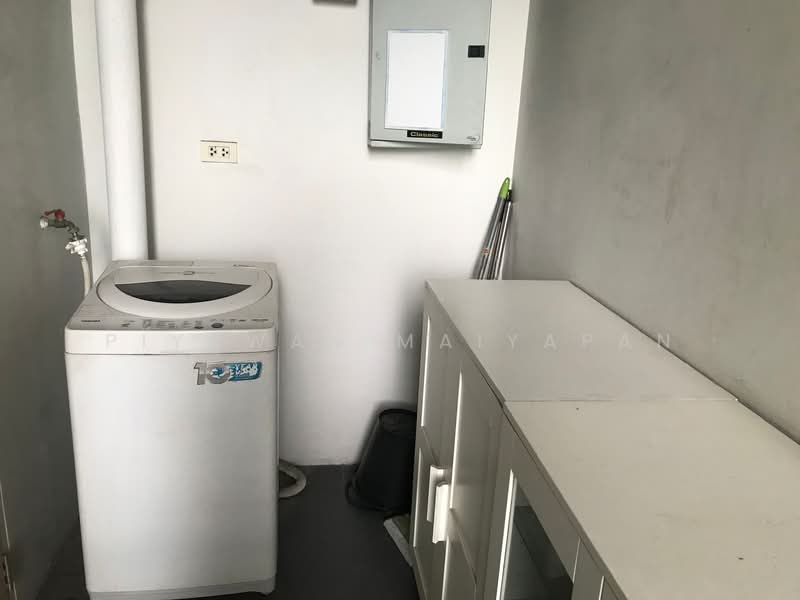 Issara @ 42 Sukhumvit, Bangkok, Soi Sukhumvit 42, Phra Kanong, Khlong Toei, Bangkok, 2 Bedrooms, 76 sqm, Condo For Rent, by Piyawan Maiyapan, 500224896 - DDproperty.com