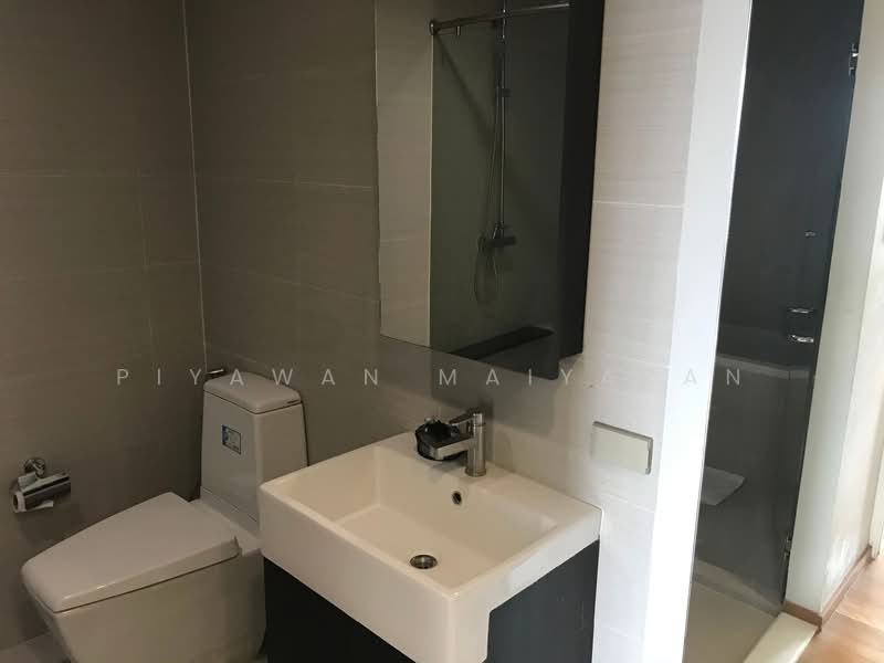 Issara @ 42 Sukhumvit, Bangkok, Soi Sukhumvit 42, Phra Kanong, Khlong Toei, Bangkok, 2 Bedrooms, 76 sqm, Condo For Rent, by Piyawan Maiyapan, 500224896 - DDproperty.com