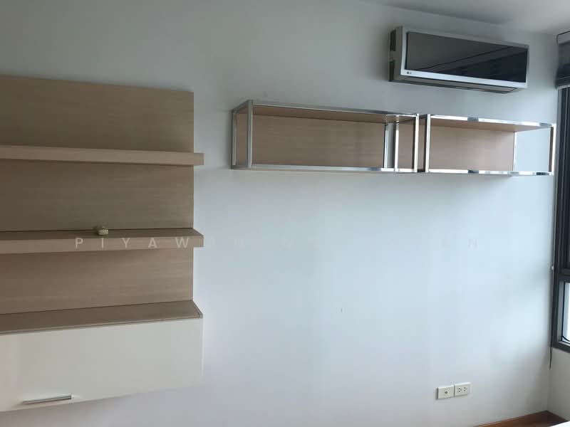 Issara @ 42 Sukhumvit, Bangkok, Soi Sukhumvit 42, Phra Kanong, Khlong Toei, Bangkok, 2 Bedrooms, 76 sqm, Condo For Rent, by Piyawan Maiyapan, 500224896 - DDproperty.com