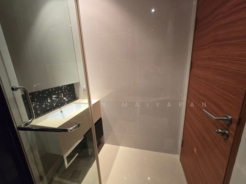 The Address Sukhumvit 28, Bangkok, 1 Soi Sukhumvit 28, Khong Tan, Khlong Toei, Bangkok, 2 Bedrooms, 67 sqm, Condo For Rent, by Piyawan Maiyapan, 500224908 - DDproperty.com