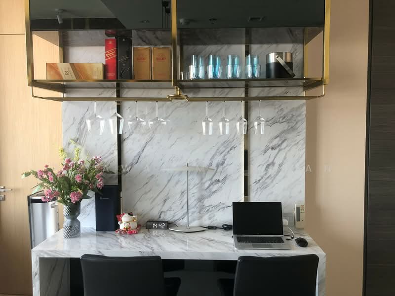 The Esse Asoke, Bangkok, 333 Soi Sukhumvit 21, Sukhumvit Road, Khlongtoei Nua, Watthana, Bangkok, 1 Bedroom, 44 sqm, Condo For Sale, by Piyawan Maiyapan, 500224942 - DDproperty.com