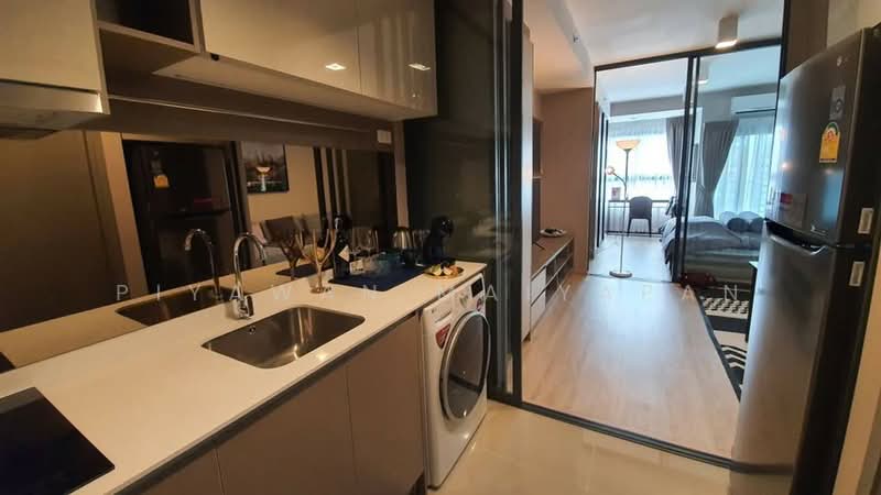 IDEO Sathorn-Wongwian Yai, Bangkok, 219 Soi Krung Thonburi 1, Khlong Ton Sai, Khlong San, Bangkok, 1 Bedroom, 36 sqm, Condo For Rent, by Piyawan Maiyapan, 500224943 - DDproperty.com