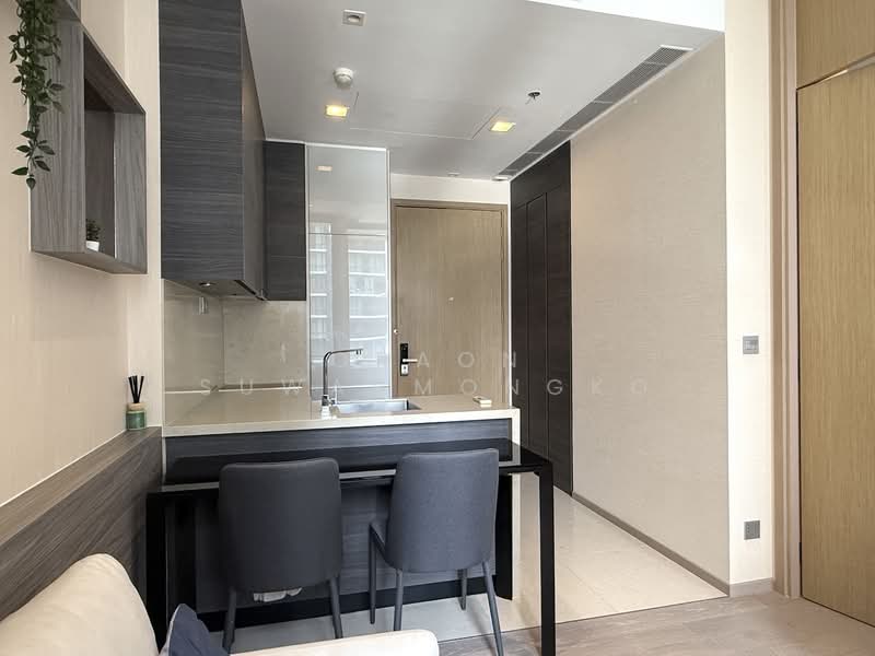 The Esse Asoke, Bangkok, 333 Soi Sukhumvit 21, Sukhumvit Road, Khlongtoei Nua, Watthana, Bangkok, 1 Bedroom, 37 sqm, Condo For Rent, by Oraon Suwanmongko, 500224966 - DDproperty.com