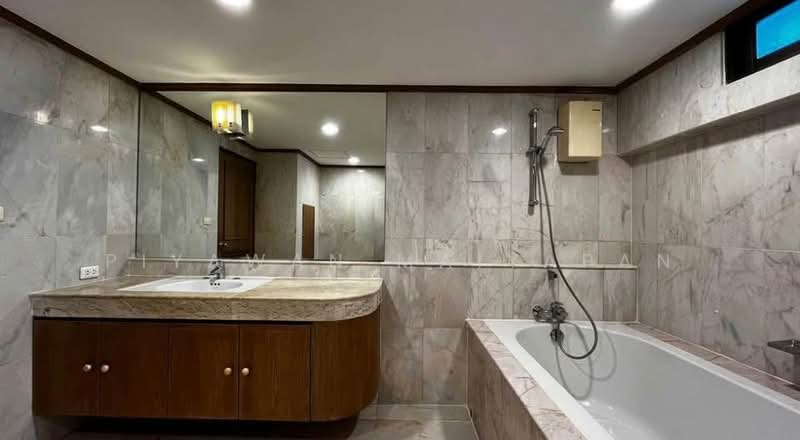 Tower Park, Bangkok, 88 Soi Sukhumvit 3, Sukhumvit Road, Khlongtoei Nua, Watthana, Bangkok, 4 Bedrooms, 361 sqm, Condo For Rent, by Piyawan Maiyapan, 500224982 - DDproperty.com