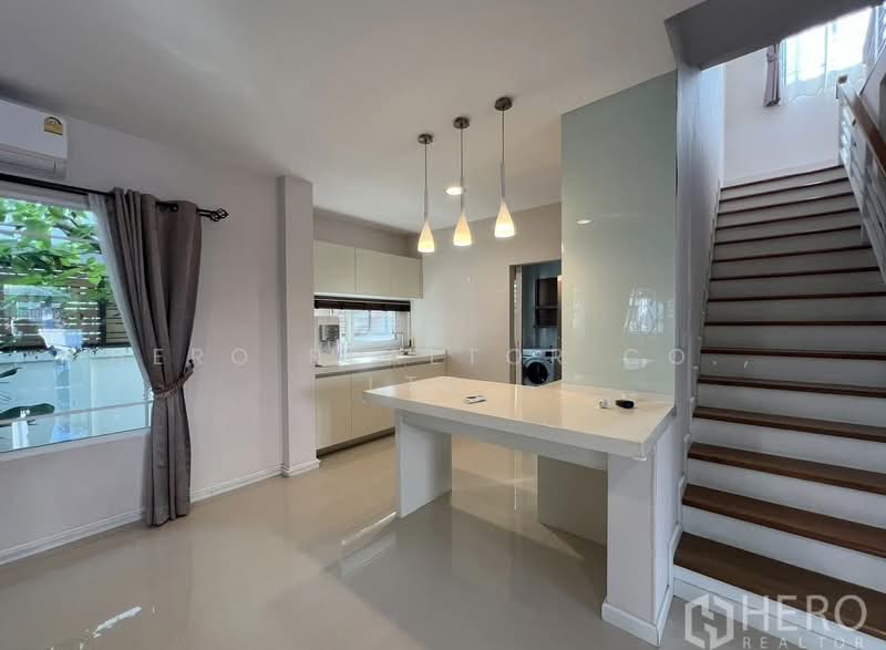 Manthana Rama 9-Srinakarin, Bangkok, 50 Krungthep Kreetha Road, Hua Mak, Bang Kapi, Bangkok, 3 Bedrooms, 185 sqm, Single Detached House For Rent, by Hero Realtor Co., Ltd., 500225009 - DDproperty.com