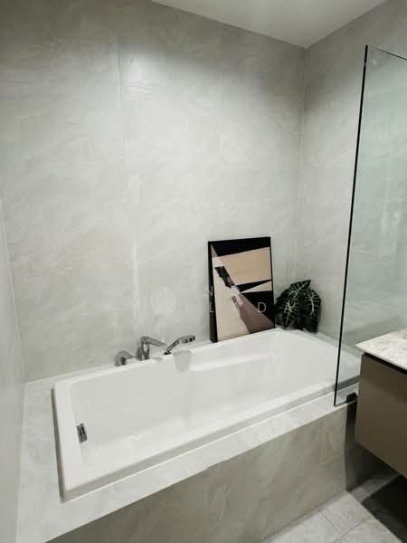 PYNN Soonvijai, Bangkok, 111 Phetchaburi Road, Bang Kapi, Huai Khwang, Bangkok, 3 Bedrooms, 137 sqm, Condo For Rent, by Mind (Amollada), 500225055 - DDproperty.com