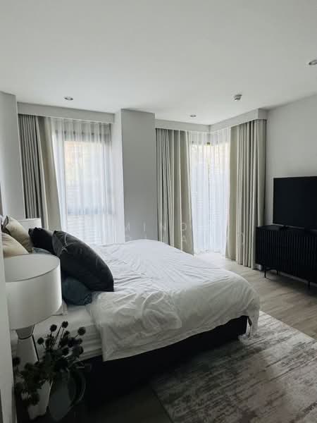 PYNN Soonvijai, Bangkok, 111 Phetchaburi Road, Bang Kapi, Huai Khwang, Bangkok, 3 Bedrooms, 137 sqm, Condo For Rent, by Mind (Amollada), 500225055 - DDproperty.com