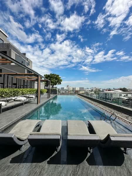 Chewathai Pinklao, Bangkok, Arun Amarin Road, Bang Yi Khan, Bang Phlat, Bangkok, 1 Bedroom, 30 sqm, Condo For Rent, by CorrectProperty, 500225056 - DDproperty.com