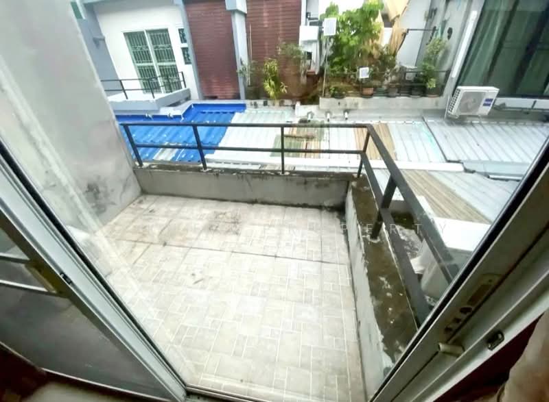Taradee Ratchapreuk, Nonthaburi, Bang Rak Noi, Muang Nonthaburi, Nonthaburi, 3 Bedrooms, 180 sqm, Townhouse For Sale, by Connex Property, 500225070 - DDproperty.com