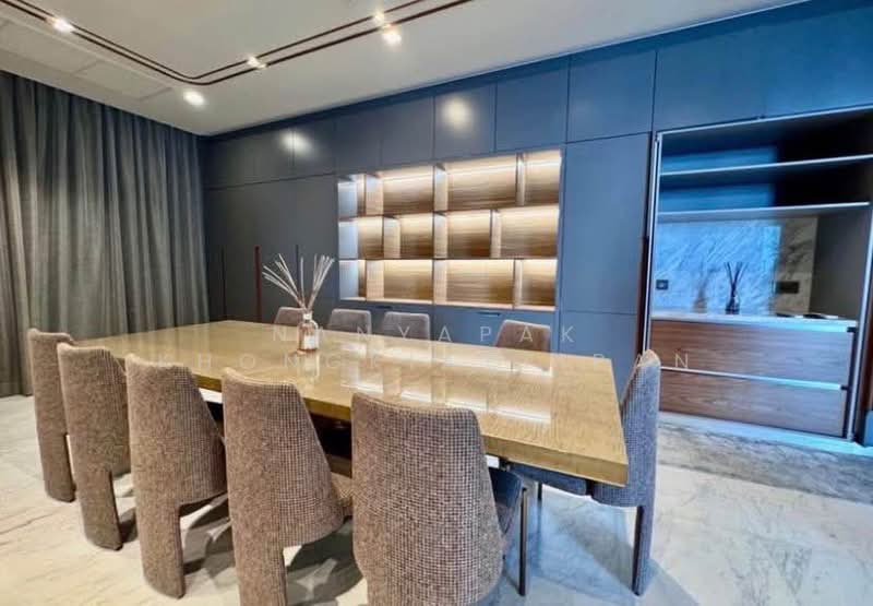 The Monument Thonglor, Bangkok, 998 Thonglor Road, Khlong Tan Nua, Watthana, Bangkok, 3 Bedrooms, 253 sqm, Condo For Rent, by Nanyapak Khongkiattipan, 500225079 - DDproperty.com