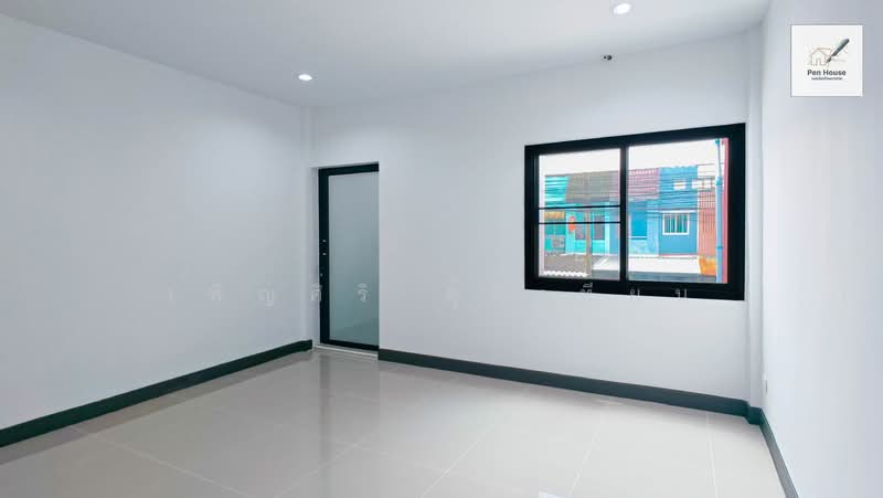 หมู่บ้านมโนรมย์ 4, Bangkok, Min Buri, Min Buri, Bangkok, 2 Bedrooms, 16 sqm, Townhouse For Sale, by เพ็ญศิริ ตุ้มเทียน, 500225084 - DDproperty.com