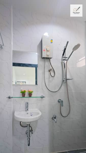 หมู่บ้านมโนรมย์ 4, Bangkok, Min Buri, Min Buri, Bangkok, 2 Bedrooms, 16 sqm, Townhouse For Sale, by เพ็ญศิริ ตุ้มเทียน, 500225084 - DDproperty.com