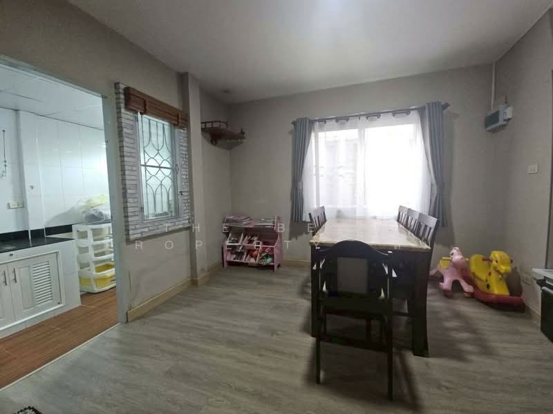 หมู่บ้านณิชาดา ชลบุรี, Chon Buri (Pattaya), Huai Kapi, Muang Chon Buri, Chon Buri (Pattaya), 2 Bedrooms, 120 sqm, Semi-Detached House (Twin House) For Sale, by The Best Property  ส้ม, 500225107 - DDproperty.com