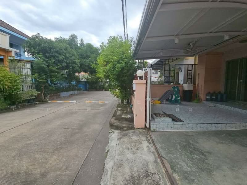 หมู่บ้านณิชาดา ชลบุรี, Chon Buri (Pattaya), Huai Kapi, Muang Chon Buri, Chon Buri (Pattaya), 2 Bedrooms, 120 sqm, Semi-Detached House (Twin House) For Sale, by The Best Property  ส้ม, 500225107 - DDproperty.com