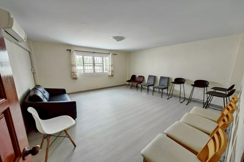 ถนนสุทธิสาร ซอยศุภฤกษ์ ห้วยขวาง, Bangkok, Samsen Nok, Huai Khwang, Bangkok, 10+ Bedrooms, 480 sqm, Single Detached House For Sale, by คุณเจษ, 500225153 - DDproperty.com