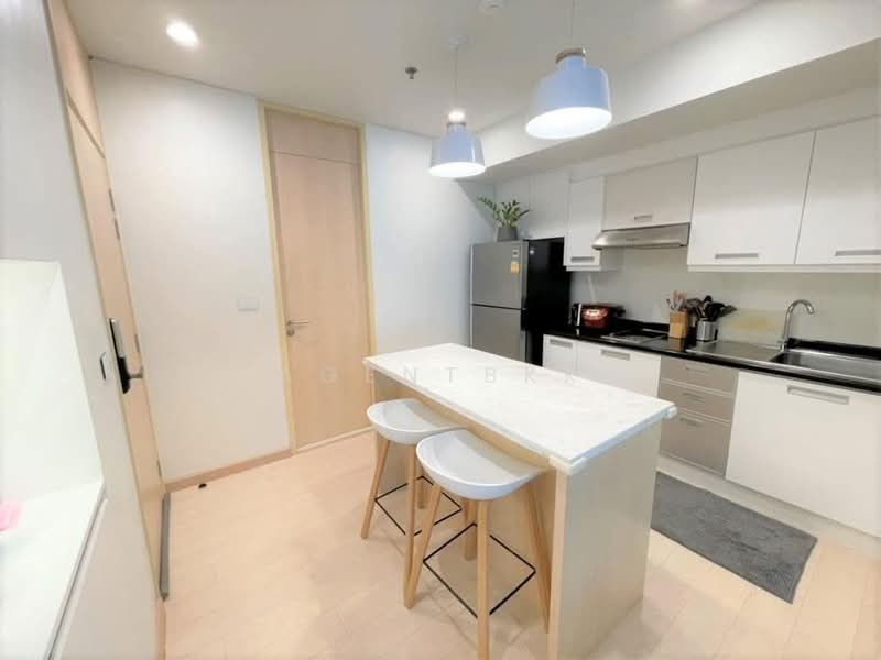 Silom Suite, Bangkok, Soi Sathorn 12, Sathorn Road, Silom, Bang Rak, Bangkok, 3 Bedrooms, 135 sqm, Condo For Rent, by Agentbkk, 500225163 - DDproperty.com
