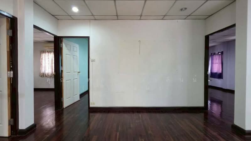 บ้านเดี่ยว 70 ตารางวา หมู่บ้านเสนานิเวศน์ โครงการ 2 บ้านสวย สภาพดีมาก พร้อมอยู่, กรุงเทพ, ประเสริฐมนูกิจ, จรเข้บัว, ลาดพร้าว, กรุงเทพ, 120 ตร.ม., บ้านเดี่ยว ขาย, โดย คุณ พลอยวาลินน์ (วาลินน์), 500225187 - DDproperty.com