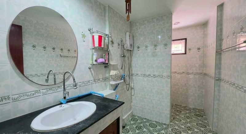 บ้านเดี่ยว 70 ตารางวา หมู่บ้านเสนานิเวศน์ โครงการ 2 บ้านสวย สภาพดีมาก พร้อมอยู่, Bangkok, ประเสริฐมนูกิจ, Chorake Bua, Lat Phrao, Bangkok, 4 Bedrooms, 120 sqm, Single Detached House For Sale, by คุณ พลอยวาลินน์ (วาลินน์), 500225187 - DDproperty.com