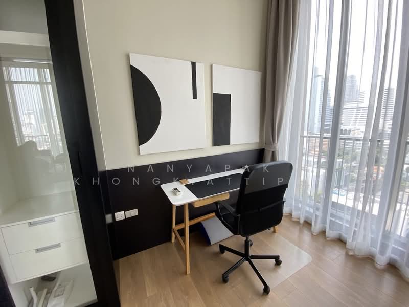 Noble Around Sukhumvit 33, Bangkok, 17 Soi Sukhumvit 33, Khlong Tan Nua, Watthana, Bangkok, 2 Bedrooms, 55 sqm, Condo For Rent, by Nanyapak Khongkiattipan, 500225201 - DDproperty.com