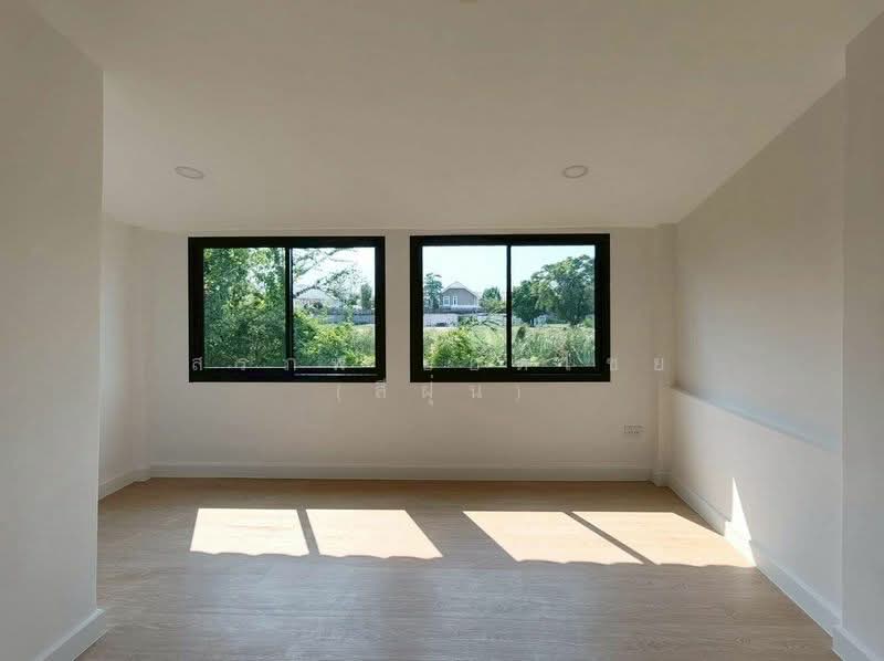 ปรีชา 11 มีนบุรี, Bangkok, Min Buri, Min Buri, Bangkok, 2 Bedrooms, 64 sqm, Townhouse For Sale, by สรภพ ยอดไชย (สีฝุ่น), 500225205 - DDproperty.com