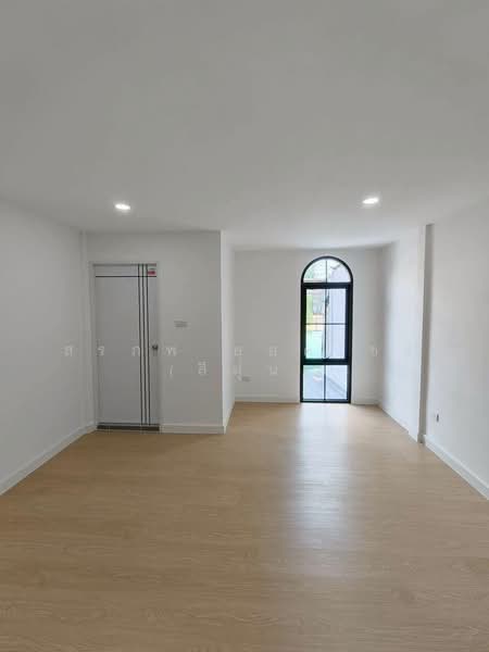 ปรีชา 11 มีนบุรี, Bangkok, Min Buri, Min Buri, Bangkok, 2 Bedrooms, 64 sqm, Townhouse For Sale, by สรภพ ยอดไชย (สีฝุ่น), 500225205 - DDproperty.com