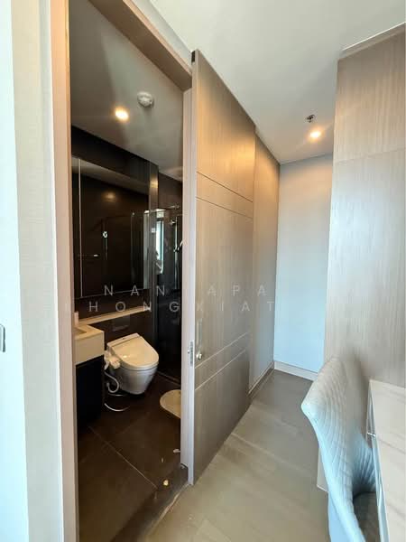 The Esse at Singha Complex, Bangkok, 1788 New Petchaburi Rd, Khlongtoei Nua, Watthana, Bangkok, 1 Bedroom, 35 sqm, Condo For Rent, by Nanyapak Khongkiattipan, 500225206 - DDproperty.com