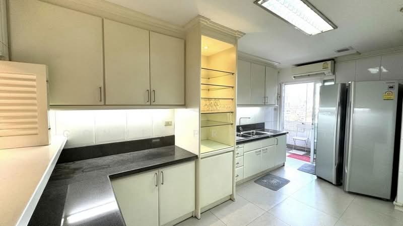 For Sale - Richmond Palace, Bangkok