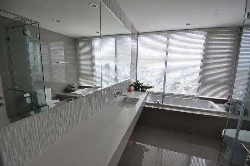 Rhythm Sukhumvit 42, Bangkok, Soi Sukhumvit 42, Sukhumvit Road, Phra Kanong, Khlong Toei, Bangkok, 2 Bedrooms, 80 sqm, Condo For Sale, by Nanyapak Khongkiattipan, 500225256 - DDproperty.com