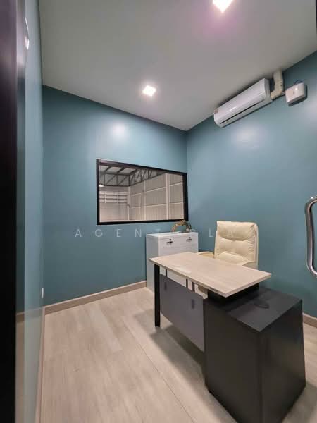 Showroom for Rent, Automotive Business Space, Rama 9 Area (SPSAD3913), Bangkok, Suan Luang, Suan Luang, Bangkok, , 500 sqm, Business For Rent, by Agent Pla, 500225311 - DDproperty.com