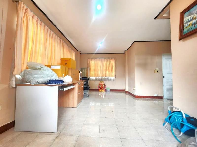 Moobaan Parichard 345 : หมู่บ้านปาริชาติ 345, ปทุมธานี, ถนน 345, บางคูวัด, เมืองปทุมธานี, ปทุมธานี, 310 ตร.ม., บ้านเดี่ยว ขาย, โดย Connex Property, 500225323 - DDproperty.com