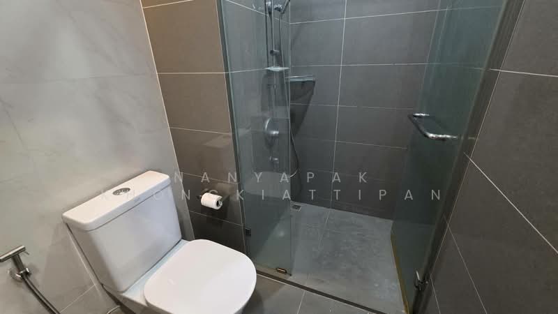 M Thonglor 10, Bangkok, 9 Soi Ekkamai 12, Ekkamai Road, Khlong Tan Nua, Watthana, Bangkok, 1 Bedroom, 36 sqm, Condo For Rent, by Nanyapak Khongkiattipan, 500225334 - DDproperty.com