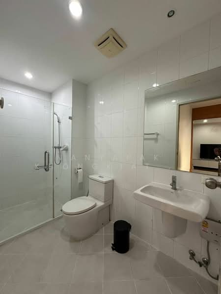 The Master Centrium Asoke-Sukhumvit, Bangkok, Sukhumvit 21, Khlongtoei Nua, Watthana, Bangkok, 3 Bedrooms, 150 sqm, Condo For Rent, by Nanyapak Khongkiattipan, 500225335 - DDproperty.com