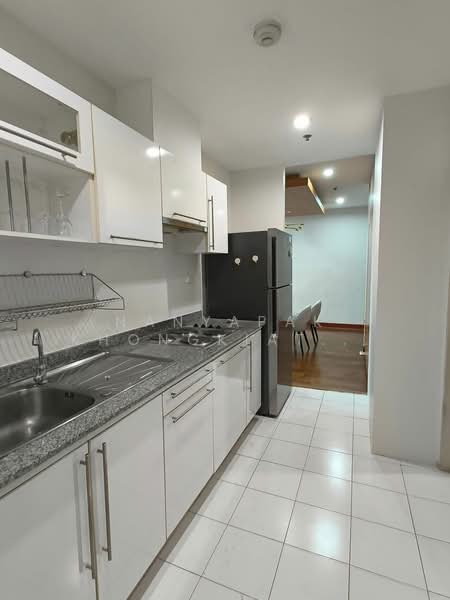 The Master Centrium Asoke-Sukhumvit, Bangkok, Sukhumvit 21, Khlongtoei Nua, Watthana, Bangkok, 3 Bedrooms, 150 sqm, Condo For Rent, by Nanyapak Khongkiattipan, 500225335 - DDproperty.com