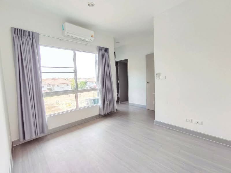 Sammakorn Avenue Suvarnabhumi, Bangkok, Rural Development 3 Khlong Song Ton Noon, Khlong Song Ton Nun, Lat Krabang, Bangkok, 4 Bedrooms, 100 sqm, Townhouse For Sale, by The Best Property ย้งยี้, 500225340 - DDproperty.com