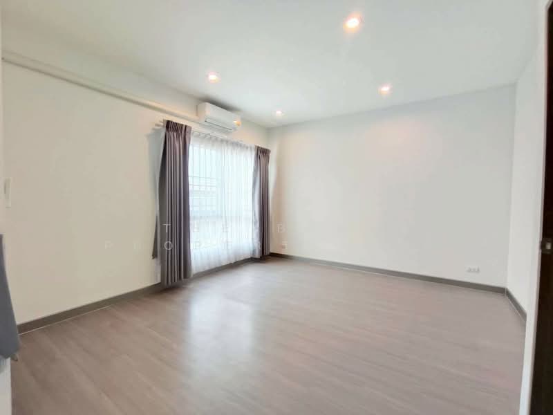 Sammakorn Avenue Suvarnabhumi, Bangkok, Rural Development 3 Khlong Song Ton Noon, Khlong Song Ton Nun, Lat Krabang, Bangkok, 4 Bedrooms, 100 sqm, Townhouse For Sale, by The Best Property ย้งยี้, 500225340 - DDproperty.com