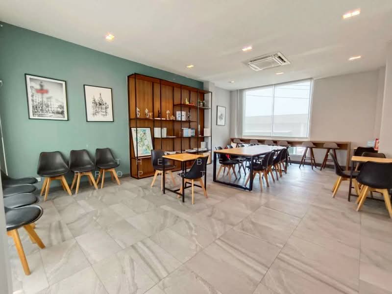 Sammakorn Avenue Suvarnabhumi, Bangkok, Rural Development 3 Khlong Song Ton Noon, Khlong Song Ton Nun, Lat Krabang, Bangkok, 4 Bedrooms, 100 sqm, Townhouse For Sale, by The Best Property ย้งยี้, 500225340 - DDproperty.com