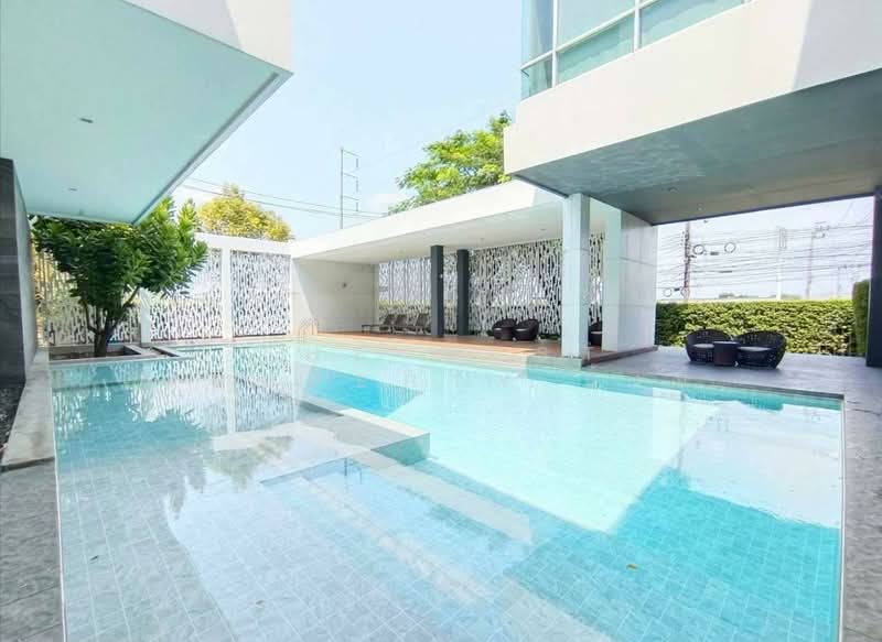 Sammakorn Avenue Suvarnabhumi, Bangkok, Rural Development 3 Khlong Song Ton Noon, Khlong Song Ton Nun, Lat Krabang, Bangkok, 4 Bedrooms, 100 sqm, Townhouse For Sale, by The Best Property ย้งยี้, 500225340 - DDproperty.com