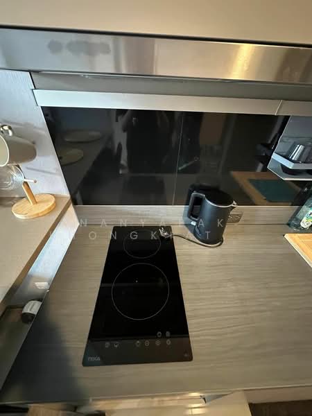 Oka Haus Sukhumvit 36, Bangkok, 3399 Rama 4 Road, Khong Tan, Khlong Toei, Bangkok, 1 Bedroom, 35 sqm, Condo For Rent, by Nanyapak Khongkiattipan, 500225346 - DDproperty.com