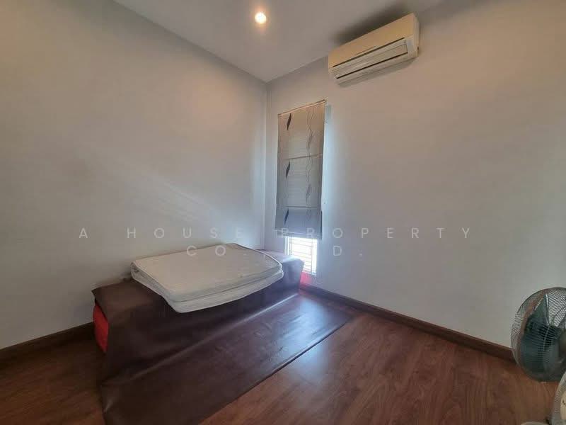 หมู่บ้าน คริสตัลพลัส : Crystal Plus Village ศรีราชา, ชลบุรี, สุรศักดิ์, ศรีราชา, ชลบุรี, 211 ตร.ม., บ้านเดี่ยว ขาย, โดย A House Property Co.,Ltd., 500225357 - DDproperty.com