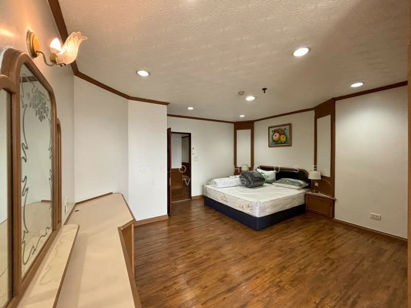 Fifty Fifth Tower, Bangkok, 84 Soi Sukhumvit 55, Sukhumvit Road, Khlong Tan Nua, Watthana, Bangkok, 3 Bedrooms, 275 sqm, Condo For Rent, by Bangkok House Living, 500225361 - DDproperty.com