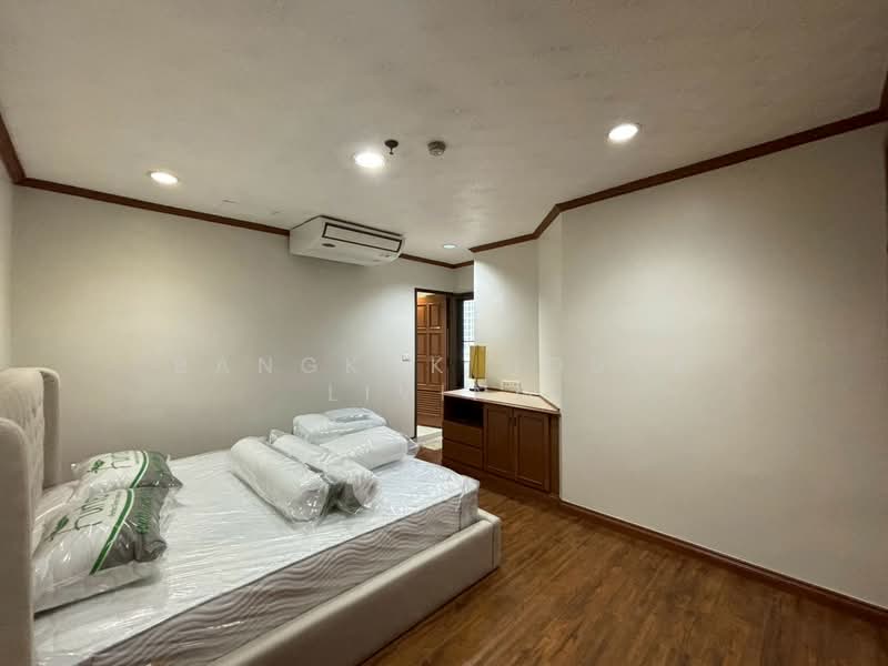 Fifty Fifth Tower, Bangkok, 84 Soi Sukhumvit 55, Sukhumvit Road, Khlong Tan Nua, Watthana, Bangkok, 3 Bedrooms, 275 sqm, Condo For Rent, by Bangkok House Living, 500225361 - DDproperty.com