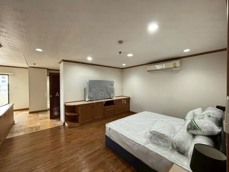 Fifty Fifth Tower, Bangkok, 84 Soi Sukhumvit 55, Sukhumvit Road, Khlong Tan Nua, Watthana, Bangkok, 3 Bedrooms, 275 sqm, Condo For Rent, by Bangkok House Living, 500225361 - DDproperty.com