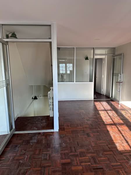 For Sale - For Sale 3-Story Townhome in Pairoj Village (SPSAD3915), Bangkok