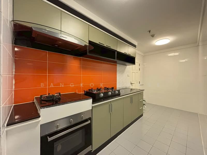 Fifty Fifth Tower, Bangkok, 84 Soi Sukhumvit 55, Sukhumvit Road, Khlong Tan Nua, Watthana, Bangkok, 3 Bedrooms, 275 sqm, Condo For Rent, by Bangkok House Living, 500225391 - DDproperty.com