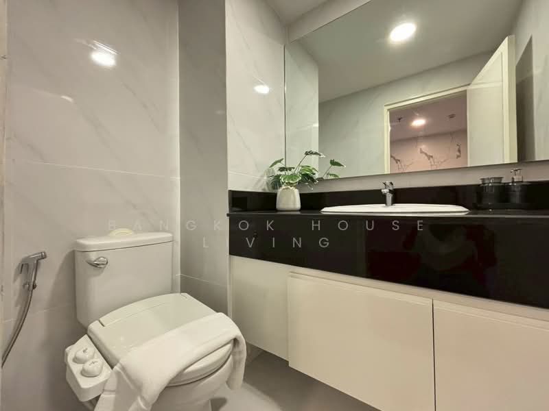 Fifty Fifth Tower, Bangkok, 84 Soi Sukhumvit 55, Sukhumvit Road, Khlong Tan Nua, Watthana, Bangkok, 3 Bedrooms, 275 sqm, Condo For Rent, by Bangkok House Living, 500225391 - DDproperty.com