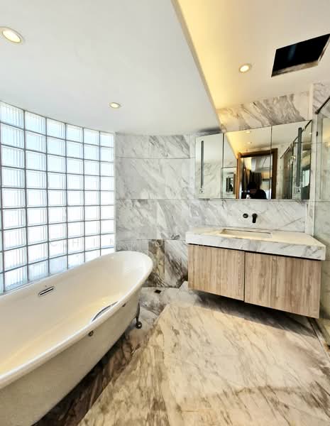 Le Raffine Sukhumvit 24, Bangkok, Soi Sukhumvit 24, Khong Tan, Khlong Toei, Bangkok, 3 Bedrooms, 371 sqm, Condo For Sale, by Kla Chinworapanya, 500225392 - DDproperty.com