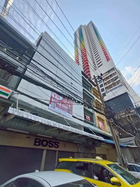 For Sale - Two adjoining 5-storey commercial buildings in Pratunam, Bangkok