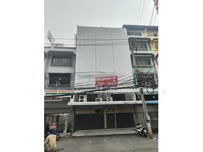 ขาย - อาคารพาณิชย์ 5 ชั้นประตูน้ำ 2 คูหาติดกัน, กรุงเทพ