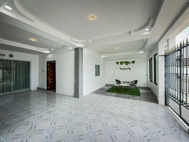 ขายบ้าน 3 ห้องนอน ในพัทยาตะวันออก, Chon Buri (Pattaya), Bang Lamung, Bang Lamung (Pattaya), Chon Buri (Pattaya), 3 Bedrooms, 136 sqm, Townhouse For Sale, by PLC real estate, 500225409 - DDproperty.com